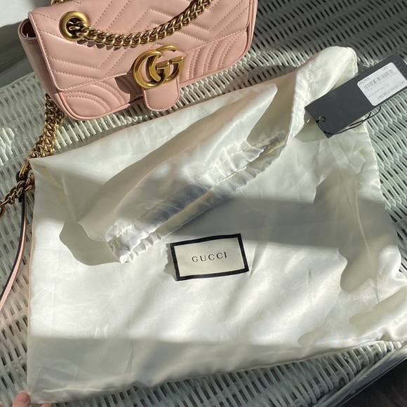 Gucci Mini Marmont 2.0 shoulder bag. Pink 💗 - Picture 11 of 15
